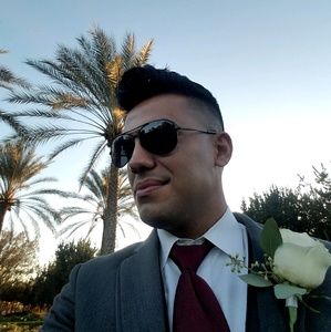 Meet your Posher, Alvaro